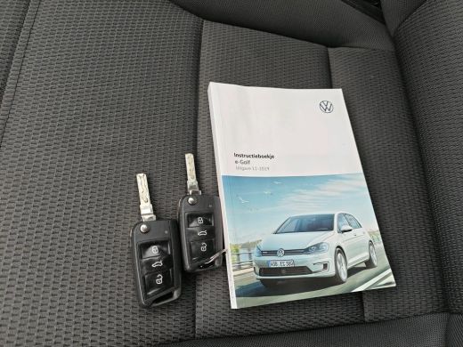 Volkswagen e-Golf E-DITION NL-AUTO | DIGI DASH | NAVI | CAMERA ActivLease financial lease