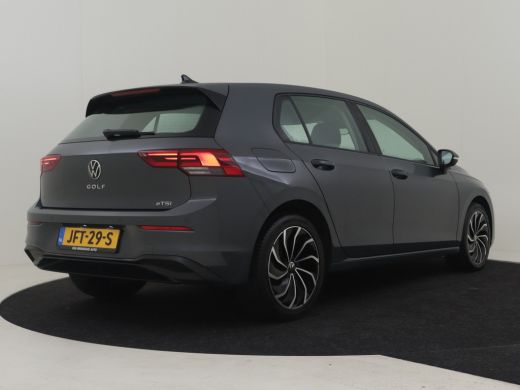 Volkswagen Golf 1.5 eTSI Style 150pk DSG/AUTO | Adaptief cruise control | Navigatie via app connect | Parkeersens... ActivLease financial lease