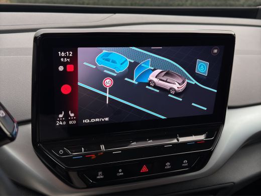 Volkswagen ID.4 Max 77 kWh | Pano | Trekhaak | 20 inch | Adap. Cruise | Navigatie ActivLease financial lease