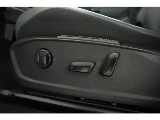 Volkswagen ID.4 Pro Business 77 kWh Memoryseats, head up, climate ActivLease financial lease