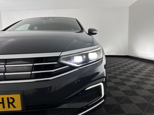 Volkswagen Passat 1.4 TSI GTE Business (Plug-In) (INCL-BTW) Aut. *FULL-LED | DIGI-COCKPIT | ADAPTIVE-CRUISE | NAVI-... ActivLease financial lease