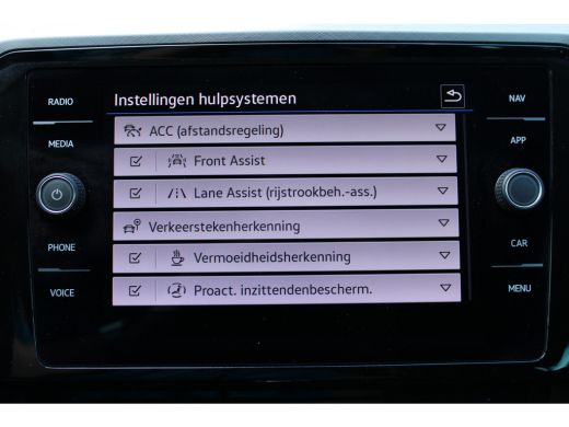 Volkswagen Passat Variant GTE 218PK DSG HYBRID GTE BUSINESS NAVI/CAMERA/CARPLAY ActivLease financial lease