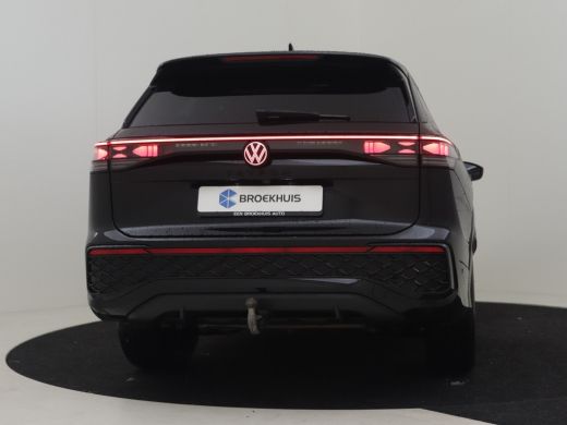 Volkswagen Tayron 1.5 TSI eHybrid R-Line 272pk | Trekhaak | Head up display | Dodehoekdetectie | 360 Camera | Park ... ActivLease financial lease
