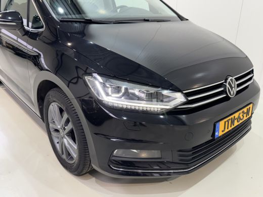 Volkswagen Touran 7p 1.5 TSI 150pk DSG Highline | ACC | Full Led ActivLease financial lease
