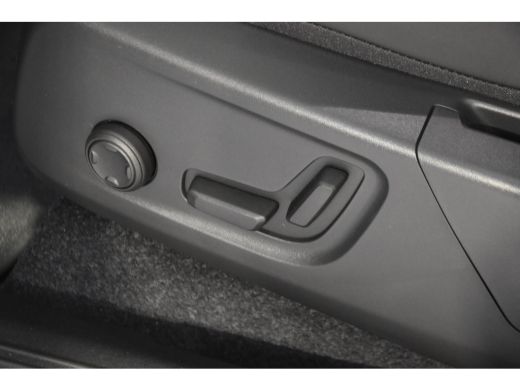 Volvo  EX40 Twin Motor Performance Ultra Black Edition 82 kWh | Np. &euro;63.585,- | Harman Kardon | BLIS | Panora... ActivLease financial lease