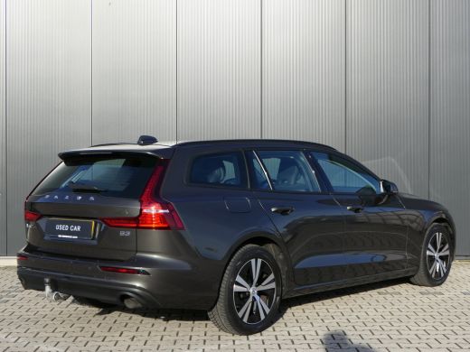 Volvo  V60 2.0 B3 Advantage | Stoel en stuurwielverwarming | Voorruitverwarming | Apple Carplay/Android Auto... ActivLease financial lease