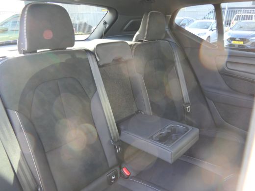 Volvo  XC40 Single Motor Extended Range Ultimate 82 kWh | Panoramadak | SoH 97,9% |Warmtepomp | Stoel en stuu... ActivLease financial lease