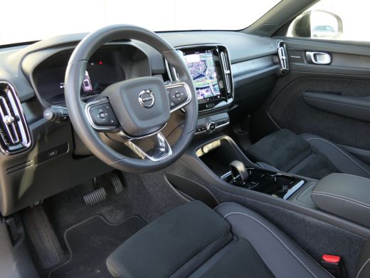 Volvo  XC40 Single Motor Extended Range Ultimate 82 kWh | Panoramadak | SoH 97,9% |Warmtepomp | Stoel en stuu... ActivLease financial lease