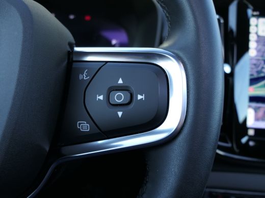 Volvo  XC40 Single Motor Extended Range Ultimate 82 kWh | Panoramadak | SoH 97,9% |Warmtepomp | Stoel en stuu... ActivLease financial lease