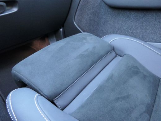 Volvo  XC40 Single Motor Extended Range Ultimate 82 kWh | Panoramadak | SoH 97,9% |Warmtepomp | Stoel en stuu... ActivLease financial lease