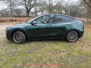 Tesla Model Y RWD LFP 60KWH 96%SOH BRITISH RACING GREEN + 20 INCH !! AUTOPILOT / TREKHAAK
