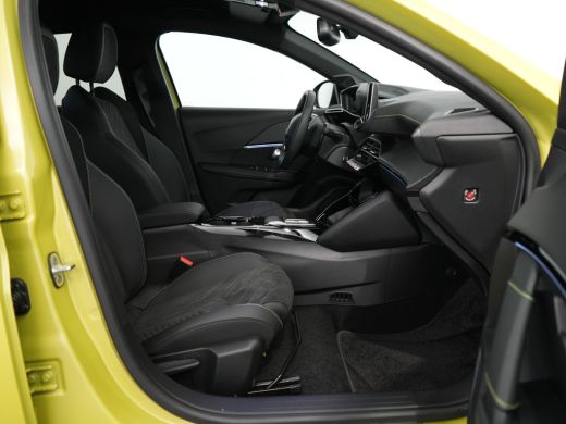 Peugeot e-208 GT | 8 jaar fabrieksgarantie of 160.000 kilometer op het accupakket | Adaptieve cruise control me... ActivLease financial lease