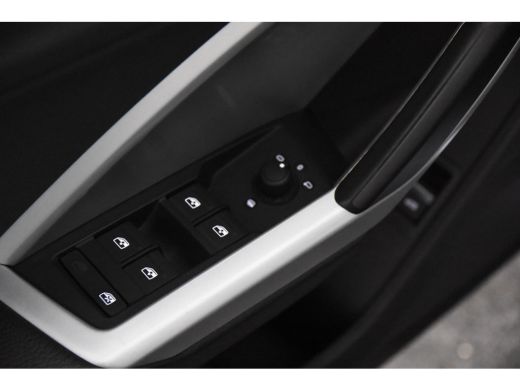 Audi Q3 Sportback 45 TFSI e S Edition *1ste Eigenaar*Navigatie* ActivLease financial lease