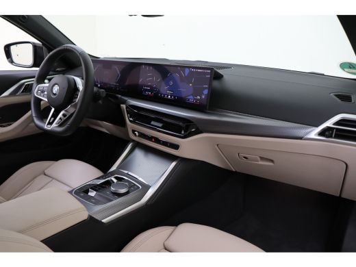 BMW 4 Serie Cabrio 420i High Executive / M Adaptief onderstel / Stuurverwarming / Comfort Access / Stoelverwa... ActivLease financial lease