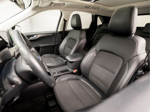 Ford Kuga 1.5 EcoBoost Titanium X (GROOT NAVI, APPLE CARPLAY, B&O, PANORAMADAK, WINTER PACK, STOELVERWARMIN... ActivLease financial lease