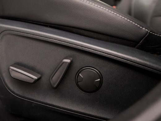 Ford Kuga 1.5 EcoBoost Titanium X (GROOT NAVI, APPLE CARPLAY, B&O, PANORAMADAK, WINTER PACK, STOELVERWARMIN... ActivLease financial lease