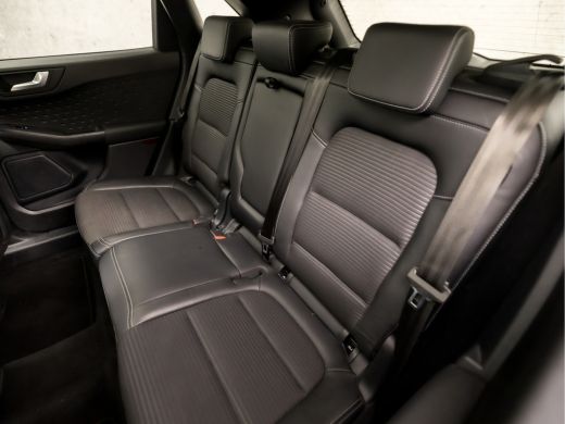 Ford Kuga 1.5 EcoBoost Titanium X (GROOT NAVI, APPLE CARPLAY, B&O, PANORAMADAK, WINTER PACK, STOELVERWARMIN... ActivLease financial lease