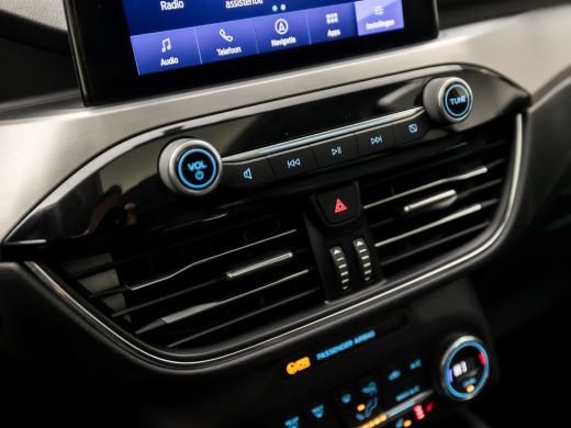 Ford Kuga 1.5 EcoBoost Titanium X (GROOT NAVI, APPLE CARPLAY, B&O, PANORAMADAK, WINTER PACK, STOELVERWARMIN... ActivLease financial lease