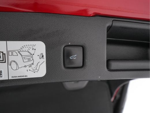 Ford Kuga 2.5 PHEV Vignale (Plug-In) (INCL-BTW) Aut. *LEATHER | DIGI-COCKPIT | FULL-LED | KEYLESS | DAB | C... ActivLease financial lease