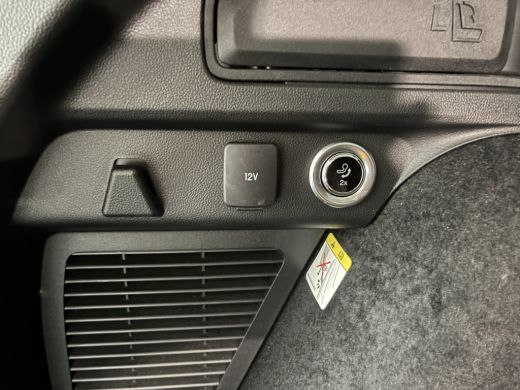 Ford Kuga Vignale PHEV vol opties-elektr.trekhaak-pan.dak 20-inch lichtmetaal ActivLease financial lease