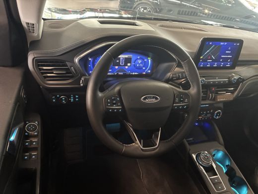 Ford Kuga Vignale PHEV vol opties-elektr.trekhaak-pan.dak 20-inch lichtmetaal ActivLease financial lease