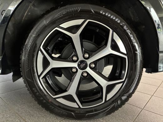 Ford Puma 125PK Automaat Hybrid ST-Line X vol opties!! pan.dak-trekhaak ActivLease financial lease