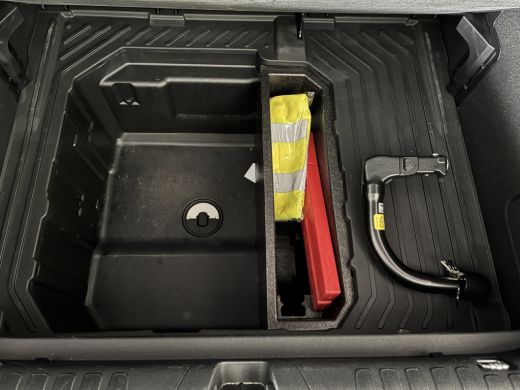 Ford Puma 125PK Automaat Hybrid ST-Line X vol opties!! pan.dak-trekhaak ActivLease financial lease