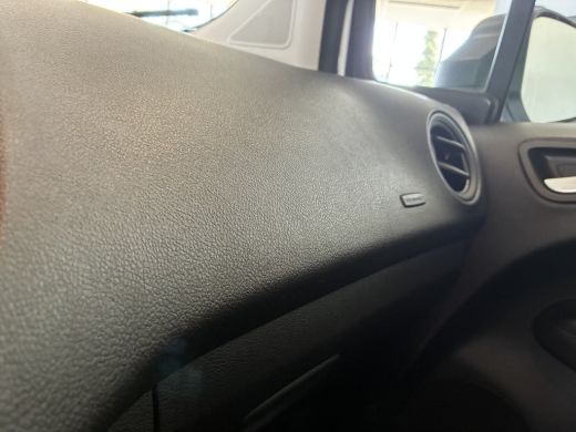 Ford Transit Courier 100pk Trend EcoBoost -AIRCO-APPLE CARPLAY ActivLease financial lease