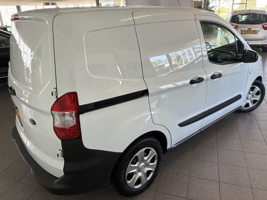 Ford Transit Courier 100pk Trend EcoBoost -AIRCO-APPLE CARPLAY ActivLease financial lease