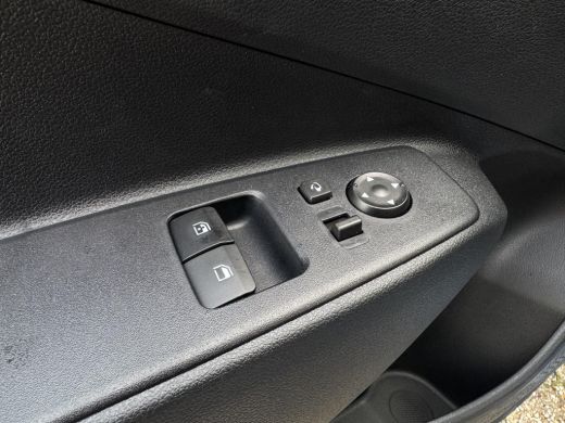 Hyundai i10 1.0 Comfort Smart | Airco | Achteruitrijcamera | Lederen stuurwiel | Active lane-keeping | Naviga... ActivLease financial lease