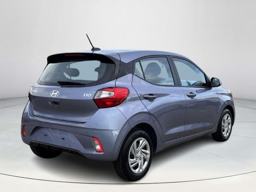 Hyundai i10 1.0 Comfort Smart | Airco | Achteruitrijcamera | Lederen stuurwiel | Active lane-keeping | Naviga... ActivLease financial lease