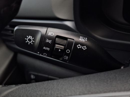 Hyundai i20 1.0 T-GDI Comfort | Uit voorraad leverbaar ! | Achteruitrijcamera | Airco | Navigatie | Lichtmeta... ActivLease financial lease