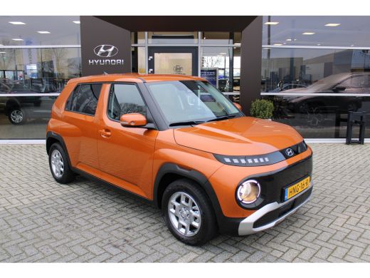 Hyundai Inster Pulse 49 kWh | Verschuifbare achterbank | Adaptive Cruise Control | Parkeersensoren voor en achte... ActivLease financial lease