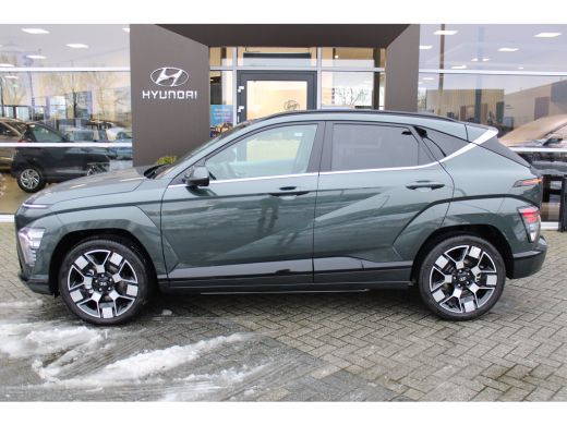 Hyundai Kona Premium 65.4 kWh | Wit leder | 360 camera | Elektrische bedienbare voorstoelen | | Achterstoelen ... ActivLease financial lease