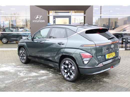 Hyundai Kona Premium 65.4 kWh | Wit leder | 360 camera | Elektrische bedienbare voorstoelen | | Achterstoelen ... ActivLease financial lease