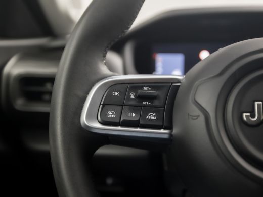 Jeep Avenger 1.2 Altitude Sport (APPLE CARPLAY, GROOT NAVI, 360 CAMERA, JBL AUDIO, STOELVERWARMING, SPORTSTOEL... ActivLease financial lease