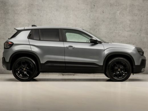 Jeep Avenger 1.2 Altitude Sport (APPLE CARPLAY, GROOT NAVI, 360 CAMERA, JBL AUDIO, STOELVERWARMING, SPORTSTOEL... ActivLease financial lease