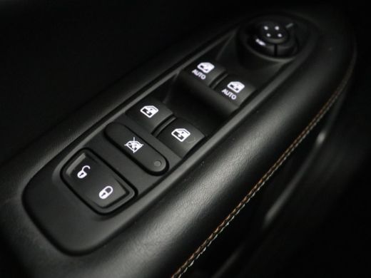 Jeep Compass 1.3T Longitude | Automaat | Trekhaak | Keyless | Carplay | Climate control | Parkeerhulp | Cruise... ActivLease financial lease