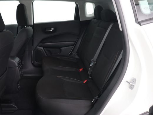 Jeep Compass 1.3T Longitude | Automaat | Trekhaak | Keyless | Carplay | Climate control | Parkeerhulp | Cruise... ActivLease financial lease