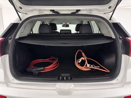 Kia e-Niro ExecutiveLine 64 kWh [ 3-Fase ] {SOH-100%} (INCL-BTW)  Aut.*HEATPUMP | LEATHER | FULL-LED | NAVI-... ActivLease financial lease