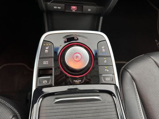 Kia e-Niro ExecutiveLine 64 kWh [ 3-Fase ] {SOH-100%} (INCL-BTW)  Aut.*HEATPUMP | LEATHER | FULL-LED | NAVI-... ActivLease financial lease