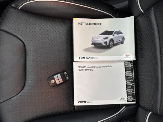 Kia e-Niro ExecutiveLine 64 kWh [ 3-Fase ] {SOH-100%} (INCL-BTW)  Aut.*HEATPUMP | LEATHER | FULL-LED | NAVI-... ActivLease financial lease