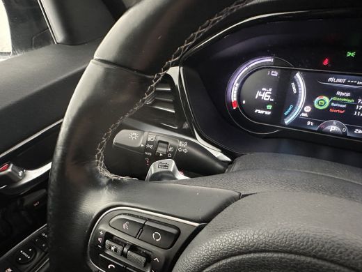 Kia e-Niro ExecutiveLine 64 kWh [ 3-Fase ] {SOH-100%} (INCL-BTW) Aut.*HEATPUMP | LEATHER | FULL-LED | NAVI-F... ActivLease financial lease