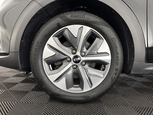 Kia e-Niro ExecutiveLine 64 kWh [ 3-Fase ] {SOH-100%} (INCL-BTW) Aut.*HEATPUMP | LEATHER | FULL-LED | NAVI-F... ActivLease financial lease