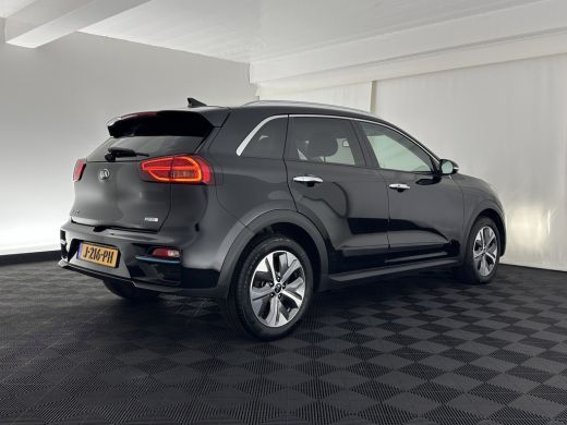 Kia e-Niro ExecutiveLine 64 kWh [ 3-Fase ] {SOH-100%} (INCL-BTW) Aut.*HEATPUMP | LEATHER | FULL-LED | NAVI-F... ActivLease financial lease