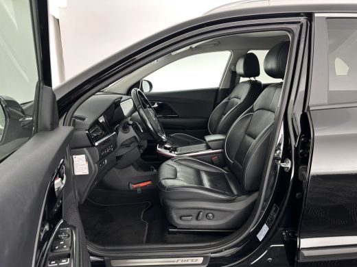 Kia e-Niro ExecutiveLine 64 kWh [ 3-Fase ] {SOH-100%} (INCL-BTW) Aut.*HEATPUMP | LEATHER | FULL-LED | NAVI-F... ActivLease financial lease