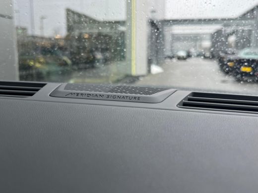 Land Rover Range Rover P550e Autobiography | Shadow Pack | Panp | El. trekhaak | Lederen hemel | Achterassturing | Head-... ActivLease financial lease