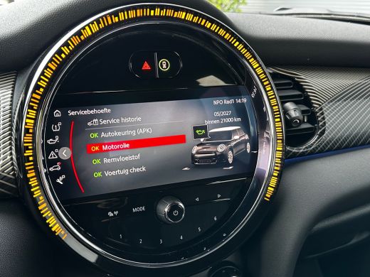 Mini Cooper 1.5 Cooper Resolute Edition Rebel Green | Leder | Camera | Stoelverwarming | All-seasons | Cruise... ActivLease financial lease