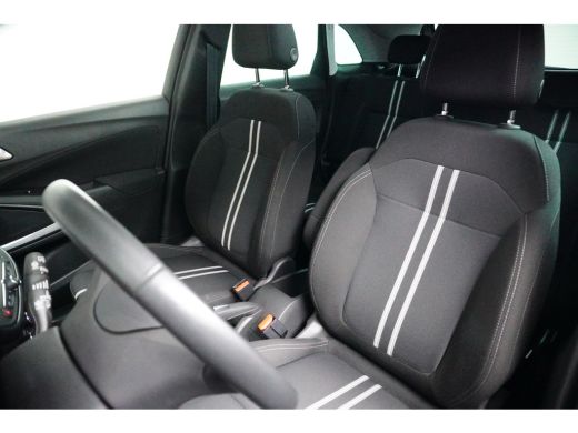 Opel Crossland 1.2 110PK | Turbo Elegance | Parkeersensoren V + A | Panaromadak | Achteruitrijcamera | Armsteun ... ActivLease financial lease