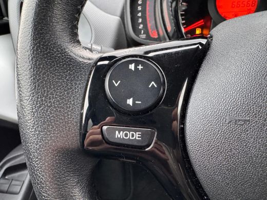 Peugeot 108 1.0 e-VTi Allure | Camera | Mirror Link (Apple Carplay / Android Auto | Climate Control | 15" Lic... ActivLease financial lease